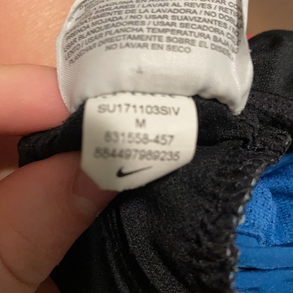 Blue Nike shorts size medium - Picture 3 of 3